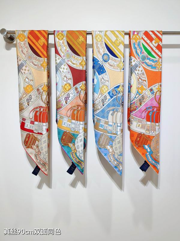 LV silk Scarf 90X90cm E042815
